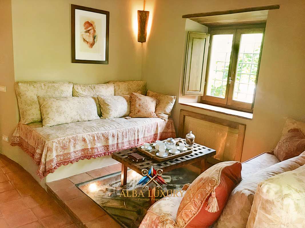 Villa Via Tiberio Gazzei, Italy, 510 m² - picture 19