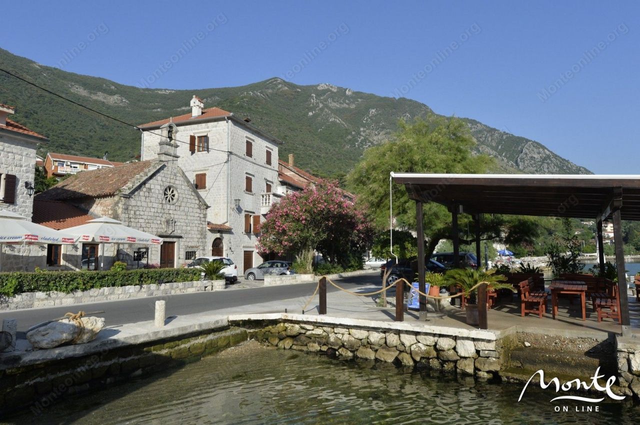 Hotel, albergo a Perzagno, Montenegro, 222 m² - foto 1