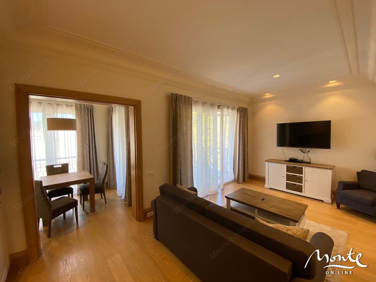 Appartement à Tivat, Monténégro, 76 m² - image 2