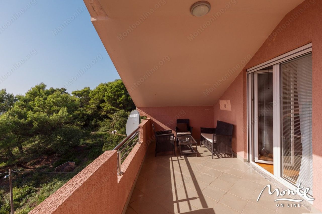 Appartamenti a Tivat, Montenegro, 106 m² - foto 3