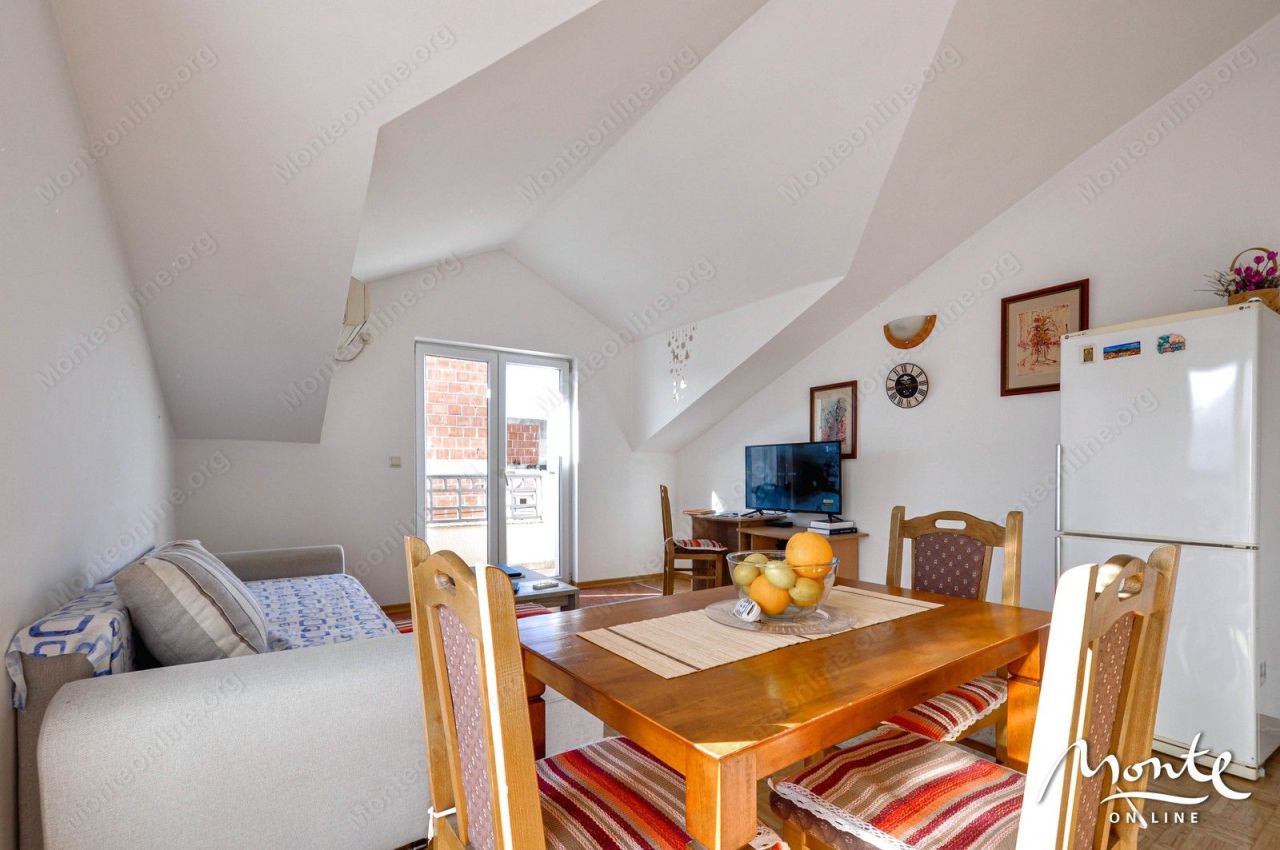 Appartement à Tivat, Monténégro, 60 m² - image 4