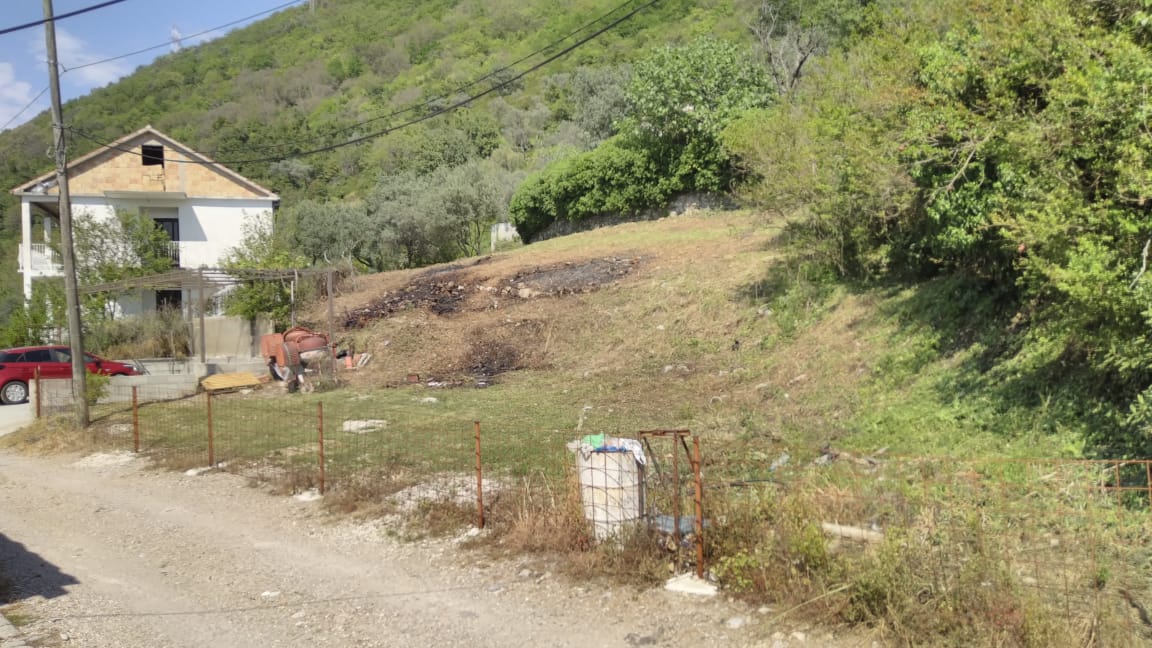 Terrain à Tivat, Monténégro, 2 145 m² - image 4