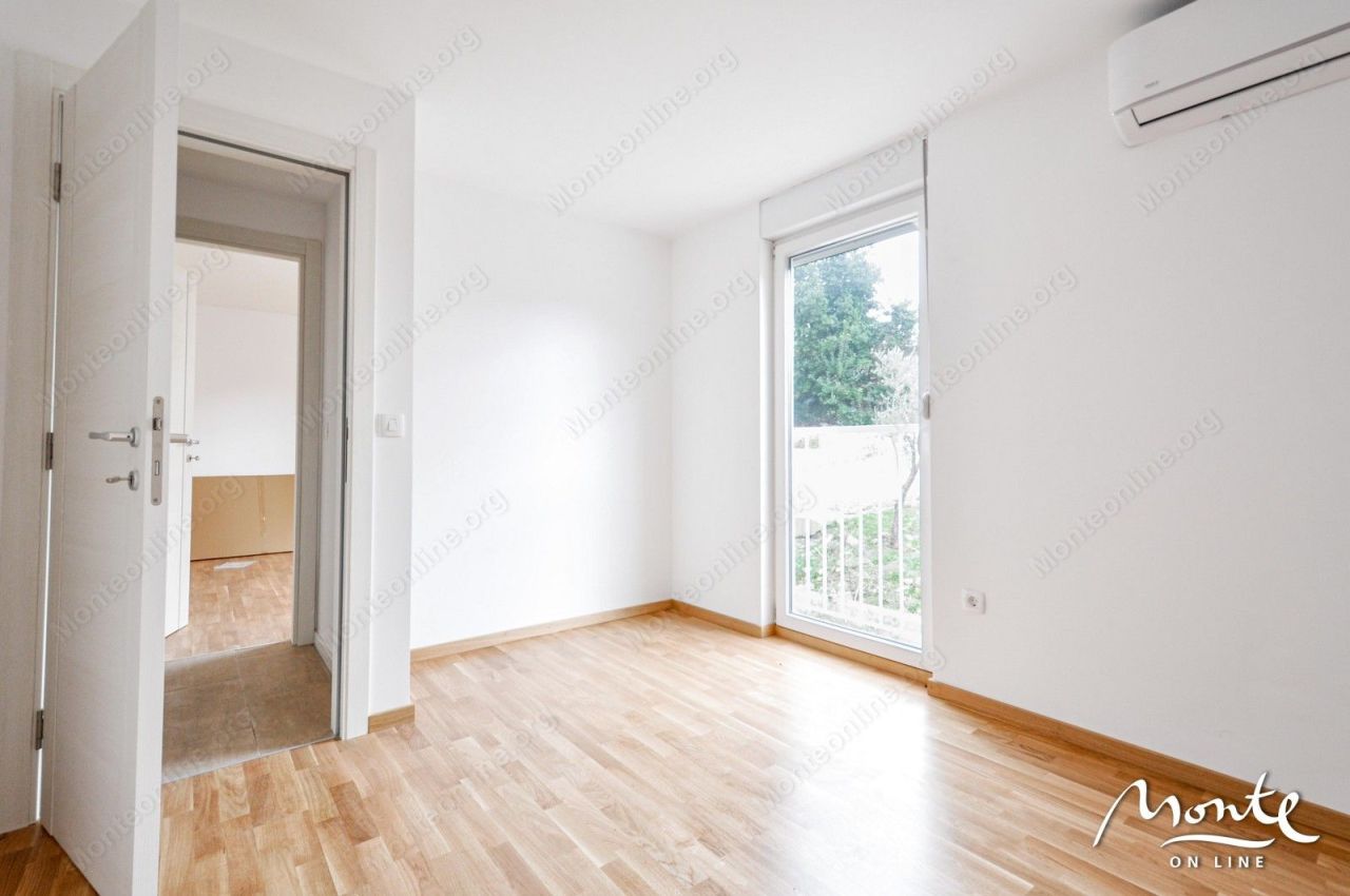 Appartement à Tivat, Monténégro, 124 m² - image 7