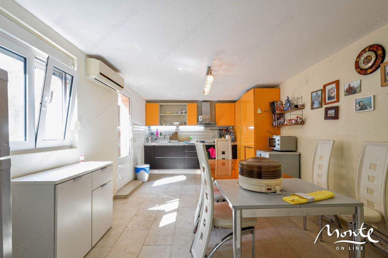 Investitionsprojekt in Tivat, Montenegro, 220 m² - Foto 7