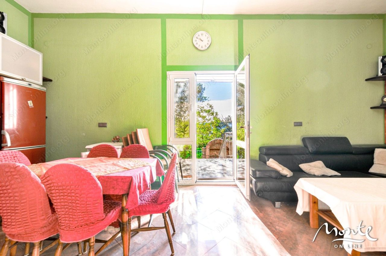 Villa in Tivat, Montenegro, 194 m² - picture 8