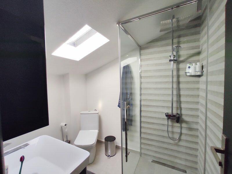 Apartamento en Dobrota, Montenegro, 82 m² - imagen 9