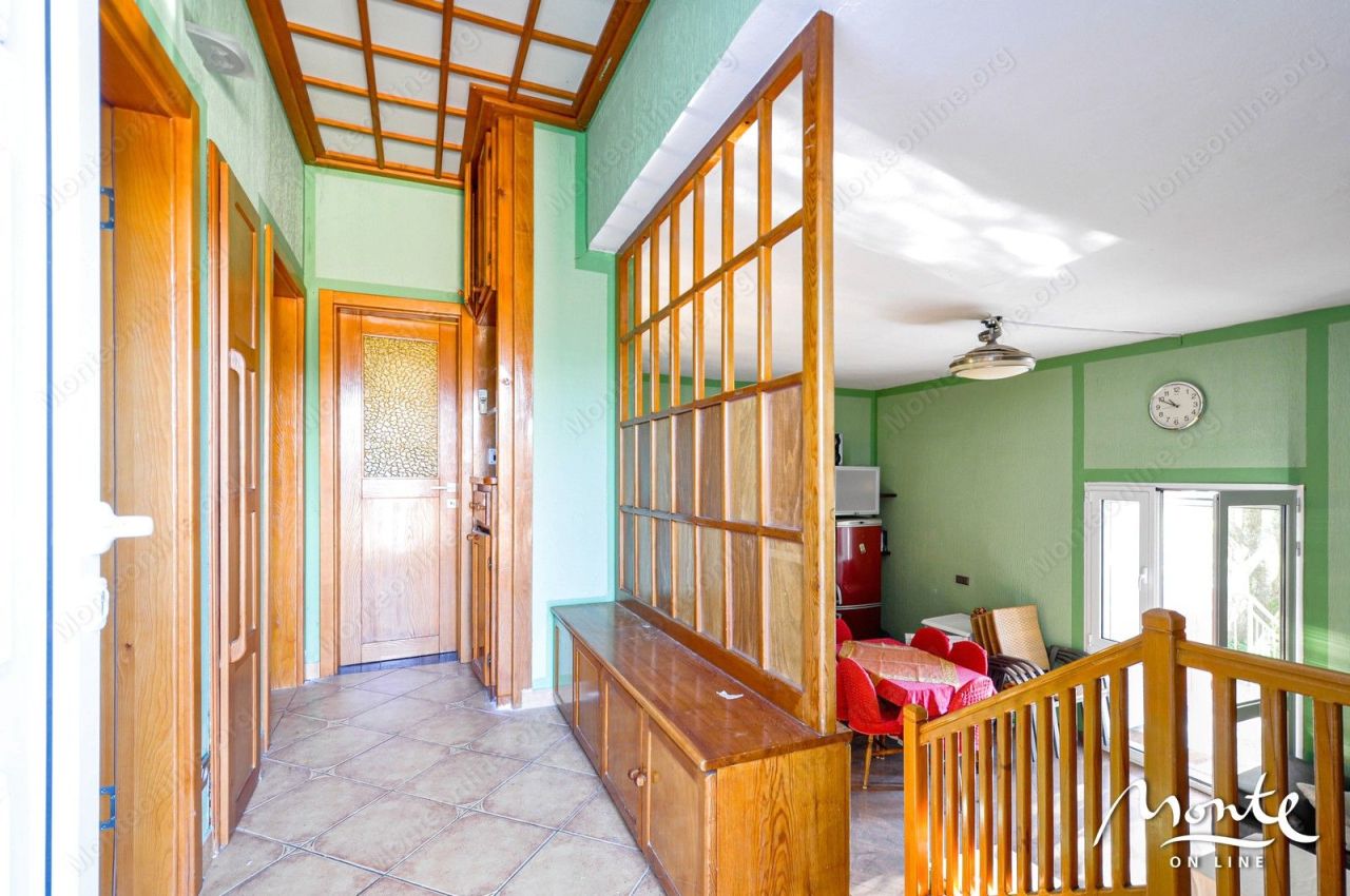 Villa in Tivat, Montenegro, 194 m² - picture 9