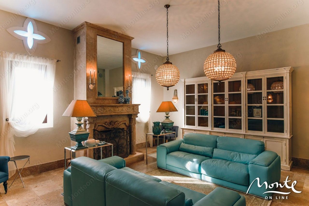 Villa à Rézévici, Monténégro, 550 m² - image 10