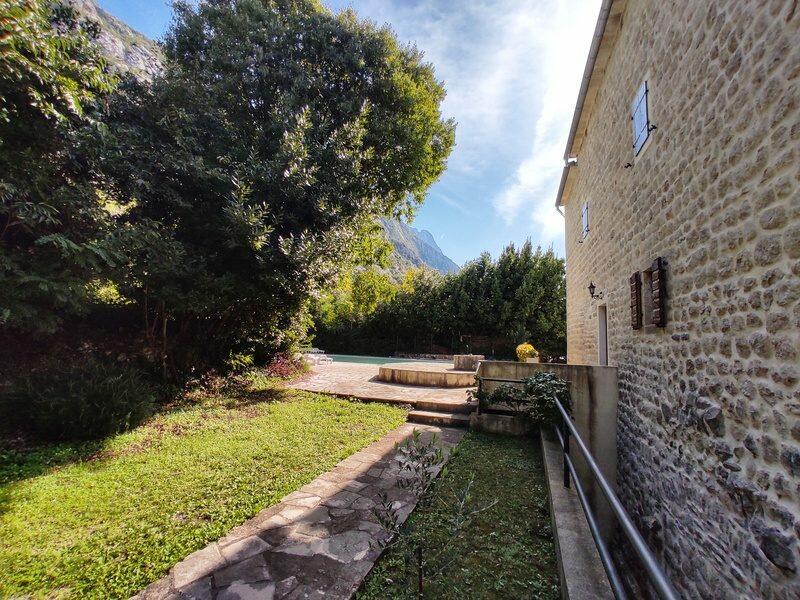 Apartamento en Dobrota, Montenegro, 82 m² - imagen 10