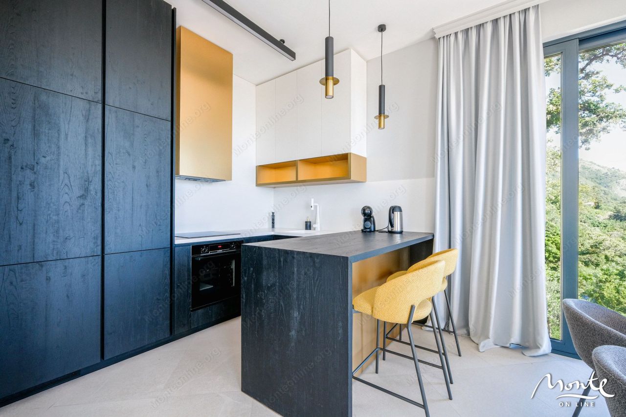 Villa en Rezevici, Montenegro, 220 m² - imagen 16