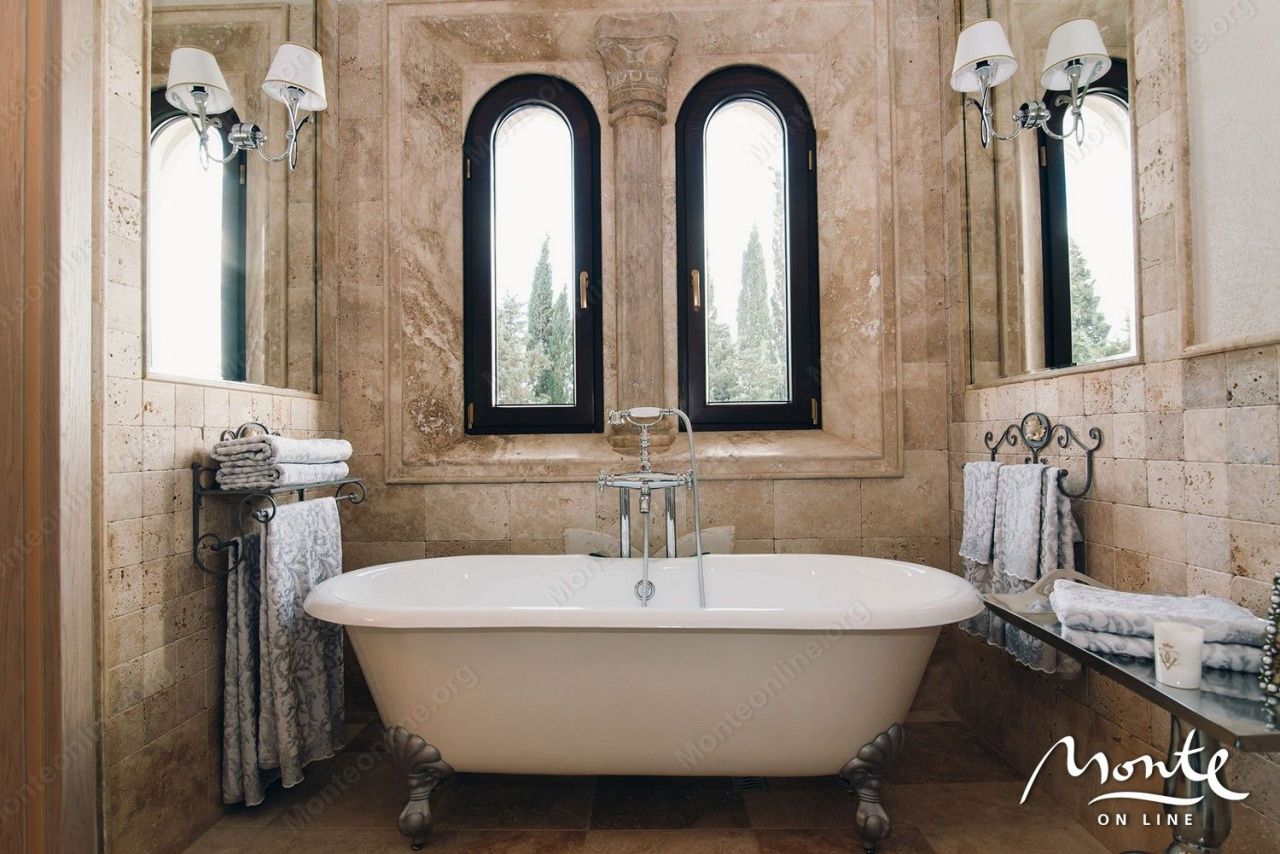 Villa à Rézévici, Monténégro, 550 m² - image 16