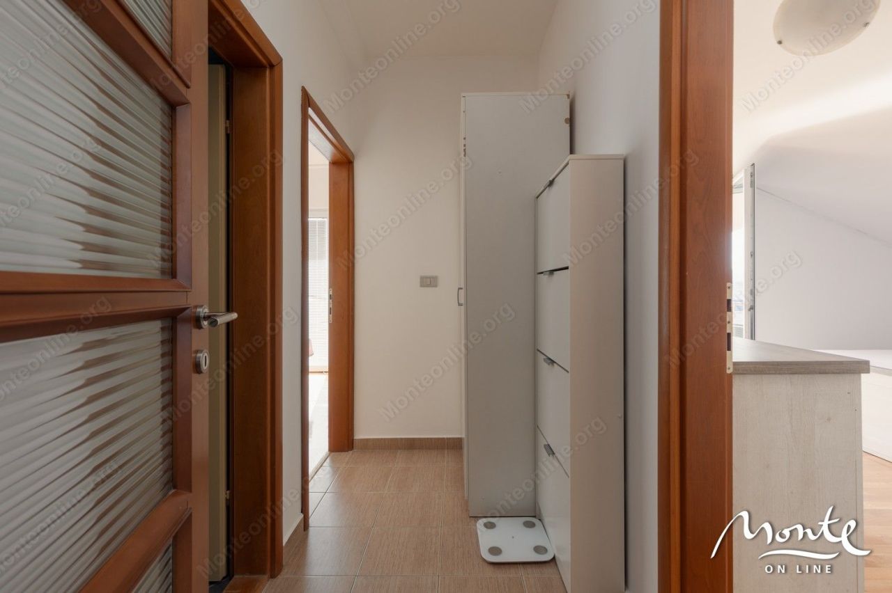Appartamenti a Tivat, Montenegro, 106 m² - foto 17
