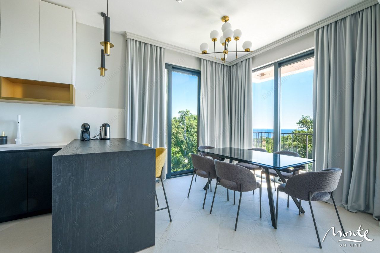 Villa en Rezevici, Montenegro, 220 m² - imagen 17