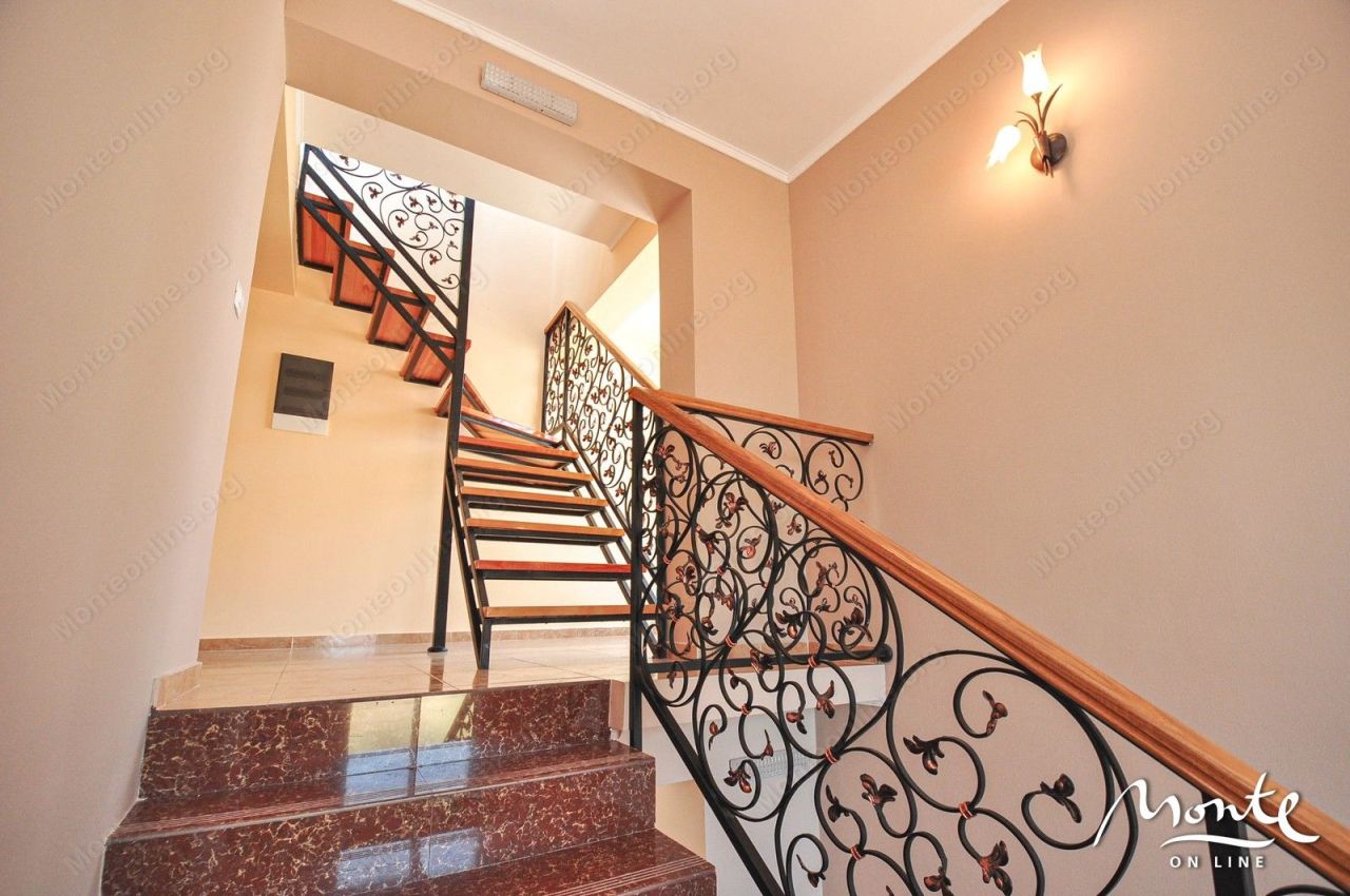 Villa a Bijela, Montenegro, 260 m² - foto 18