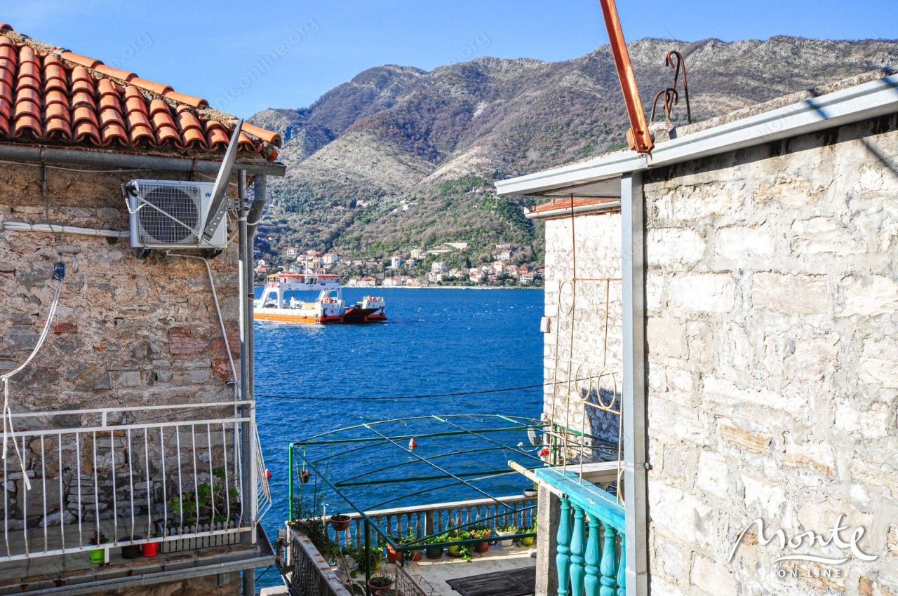 Villa en Lepetani, Montenegro, 90 m² - imagen 19