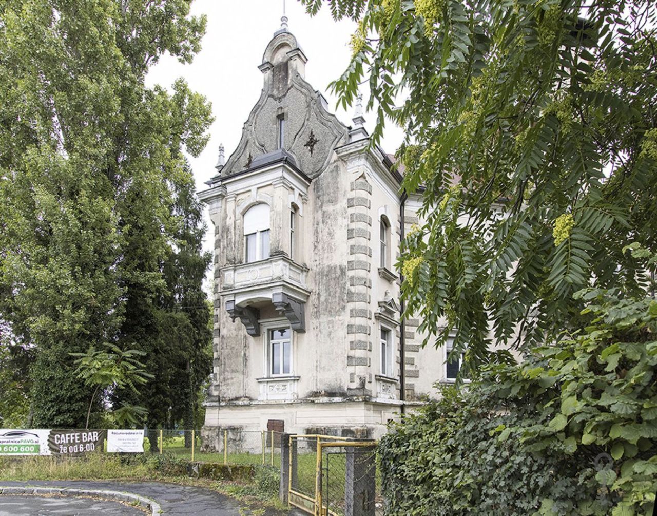 Casa en Maribor, Eslovenia, 675 m² - imagen 1