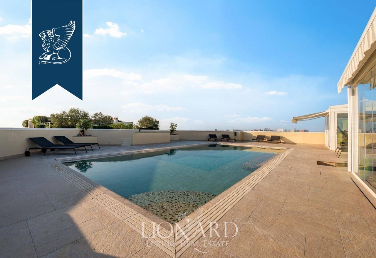 Apartment in Milan, Italy, 580 m² - picture 2