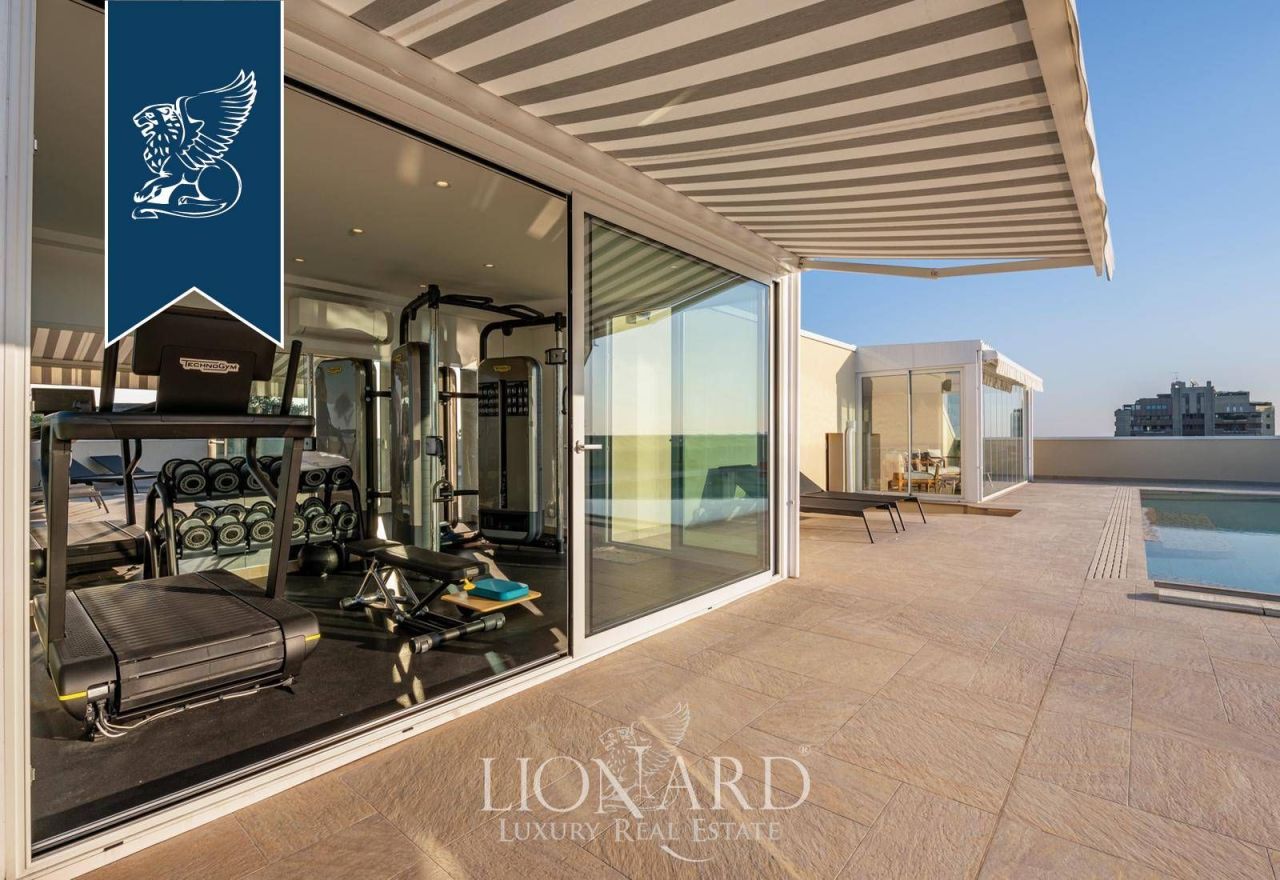 Apartment in Milan, Italy, 580 m² - picture 5