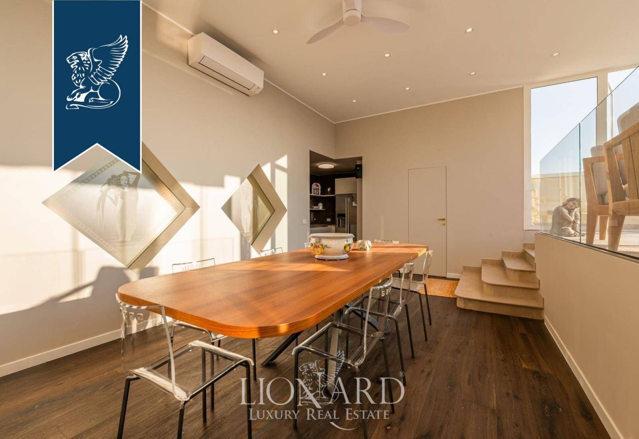 Apartment in Milan, Italy, 580 m² - picture 9