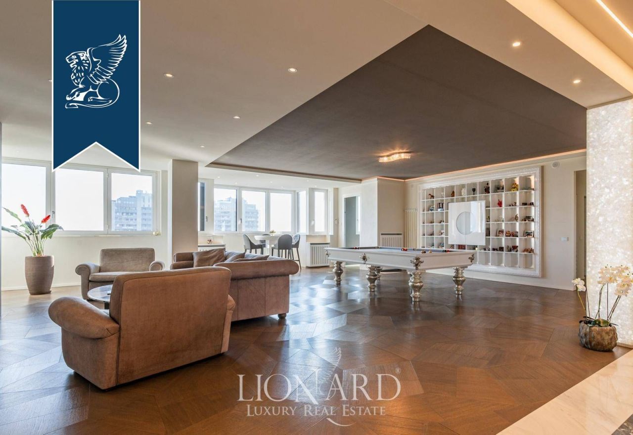 Apartment in Milan, Italy, 580 m² - picture 15