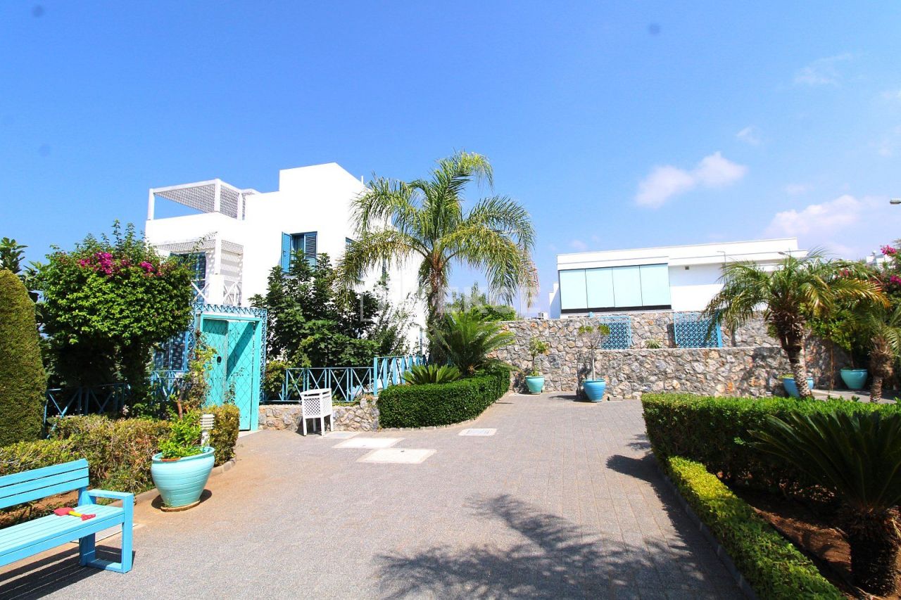 Villa in Kyrenia, Cyprus, 145 m² - picture 14