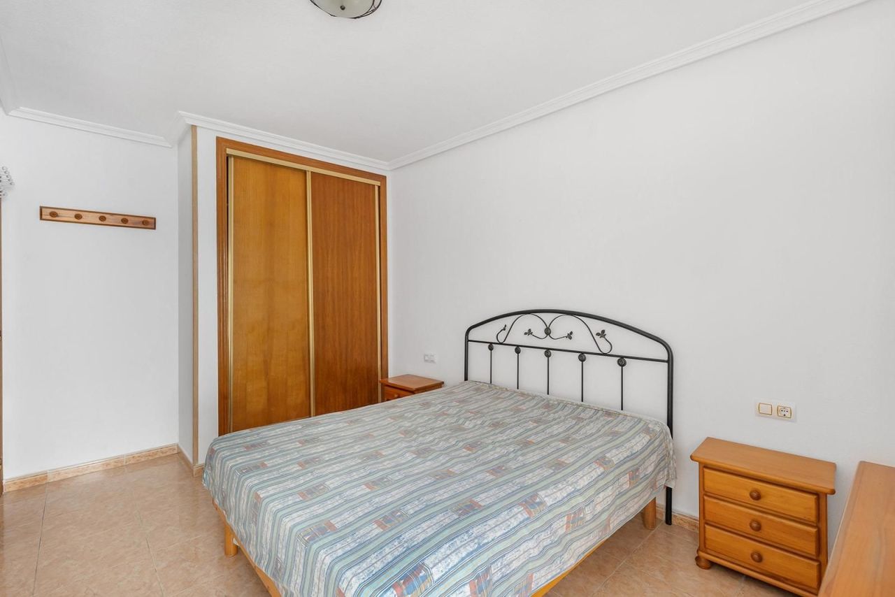 Penthouse in Torrevieja, Spain, 77 m² - picture 10