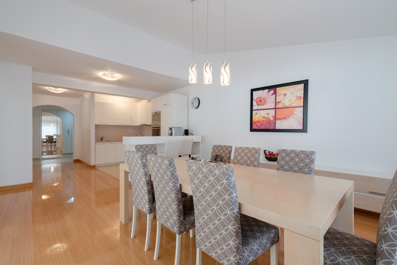 Wohnung in Budva, Montenegro, 222 m² - Foto 1