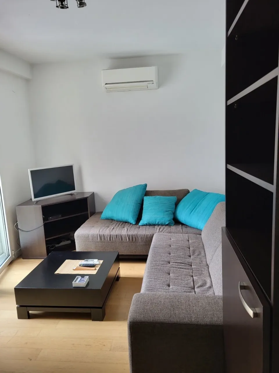 Appartamento a Pržno, Montenegro, 32 m² - foto 1