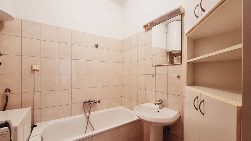 Wohnung in Dobrota, Montenegro, 49 m² - Foto 3