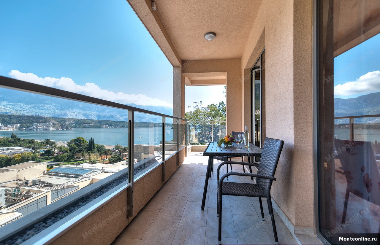 Apartamento en Becici, Montenegro, 78 m² - imagen 1