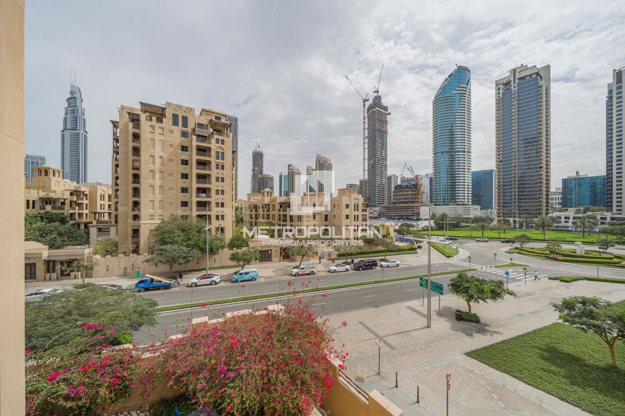 Apartment in Dubai, UAE, 85 m² - picture 1