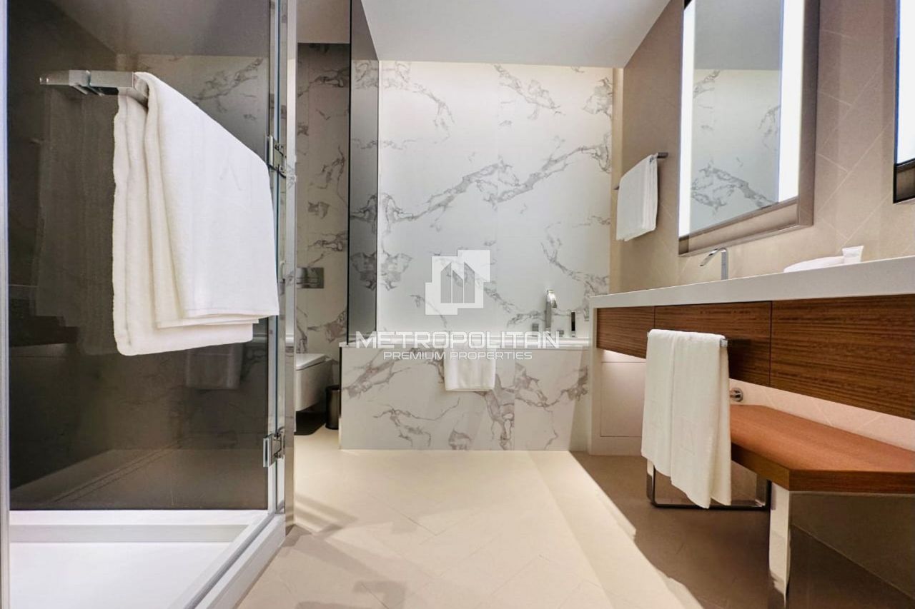 Apartment in Dubai, UAE, 74 m² - picture 8