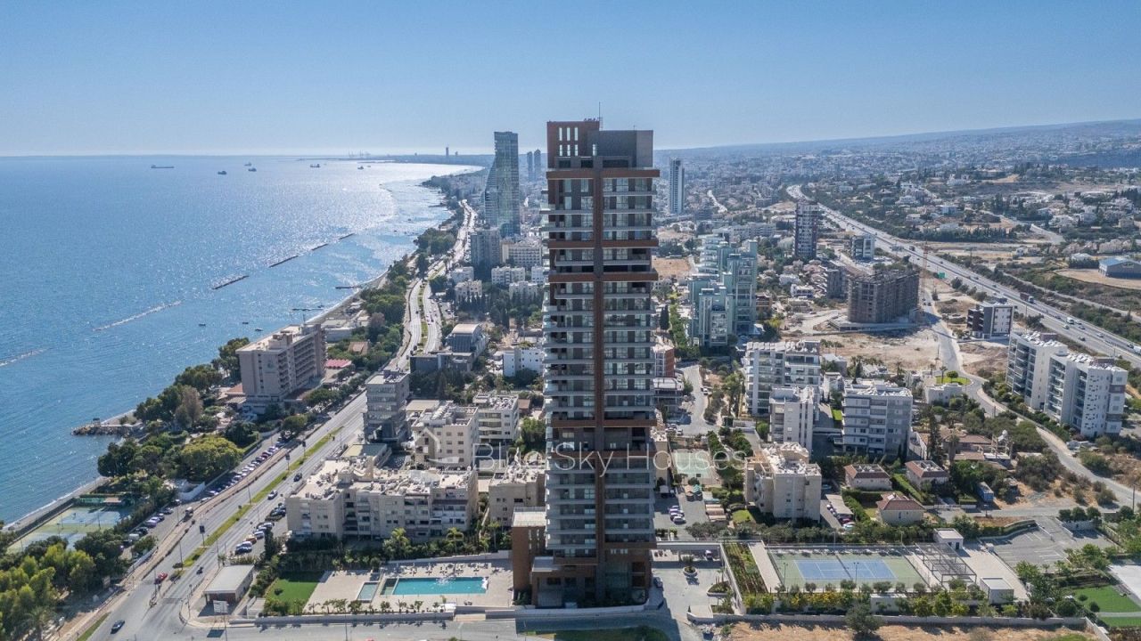 Apartment in Limassol, Cyprus, 118 m² - picture 1