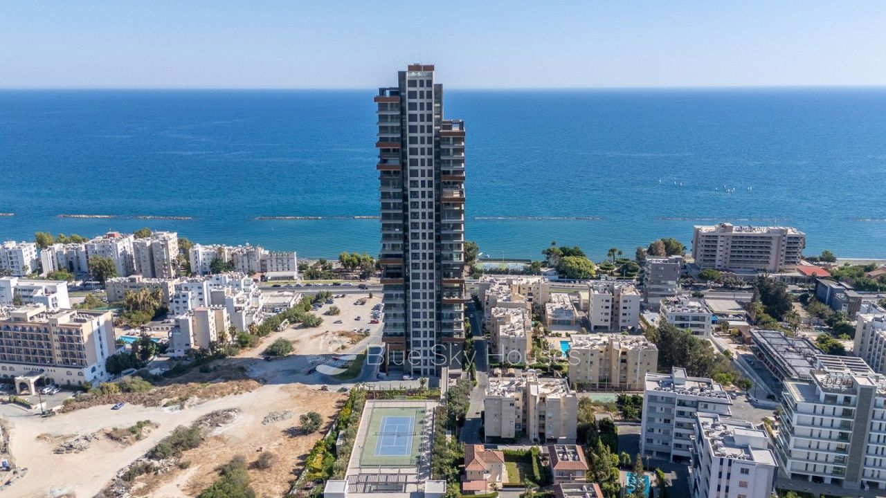 Apartment in Limassol, Cyprus, 119 m² - picture 1