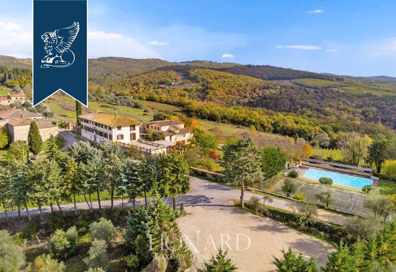 Villa a Castellina in Chianti, Italia, 3 365 m² - foto 1