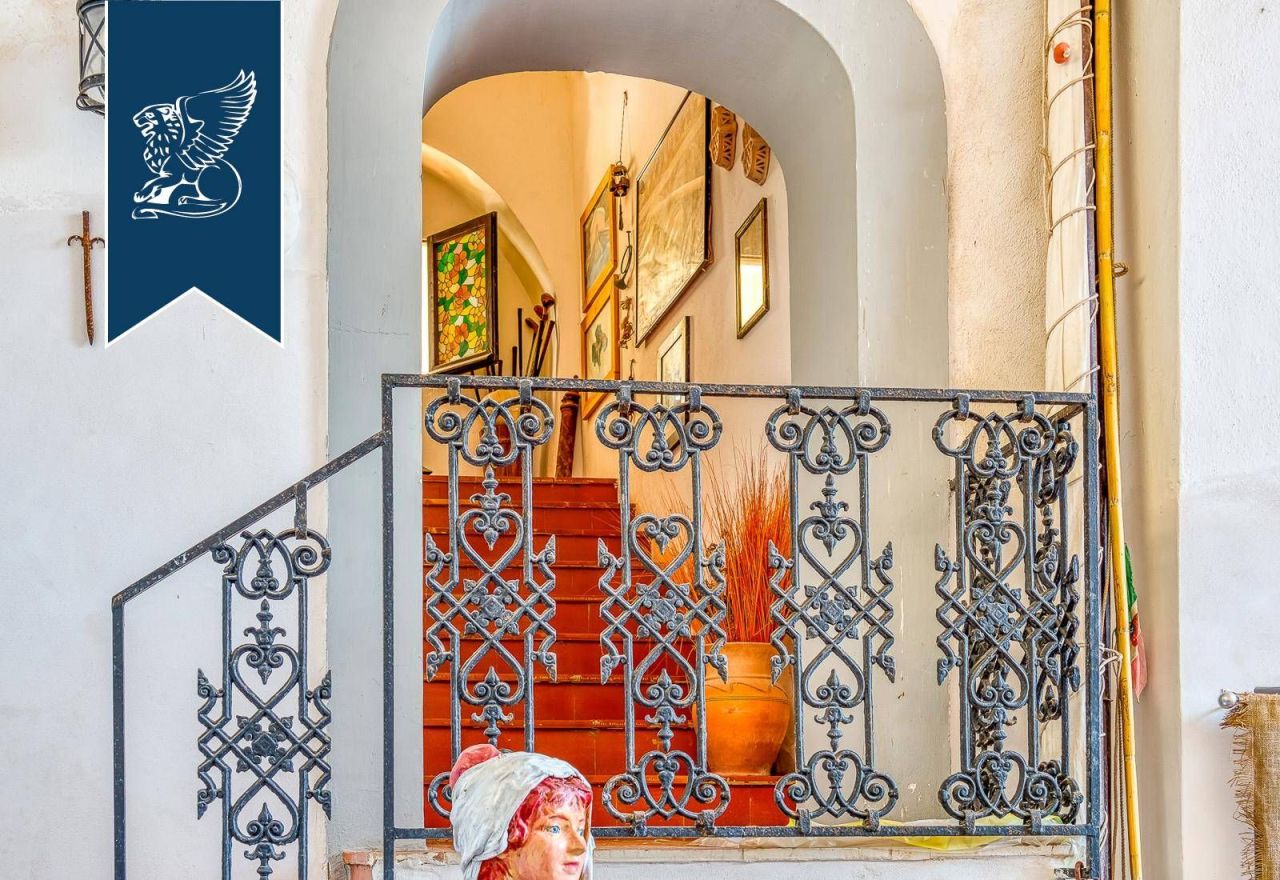 Villa a Napoli, Italia, 310 m² - foto 10