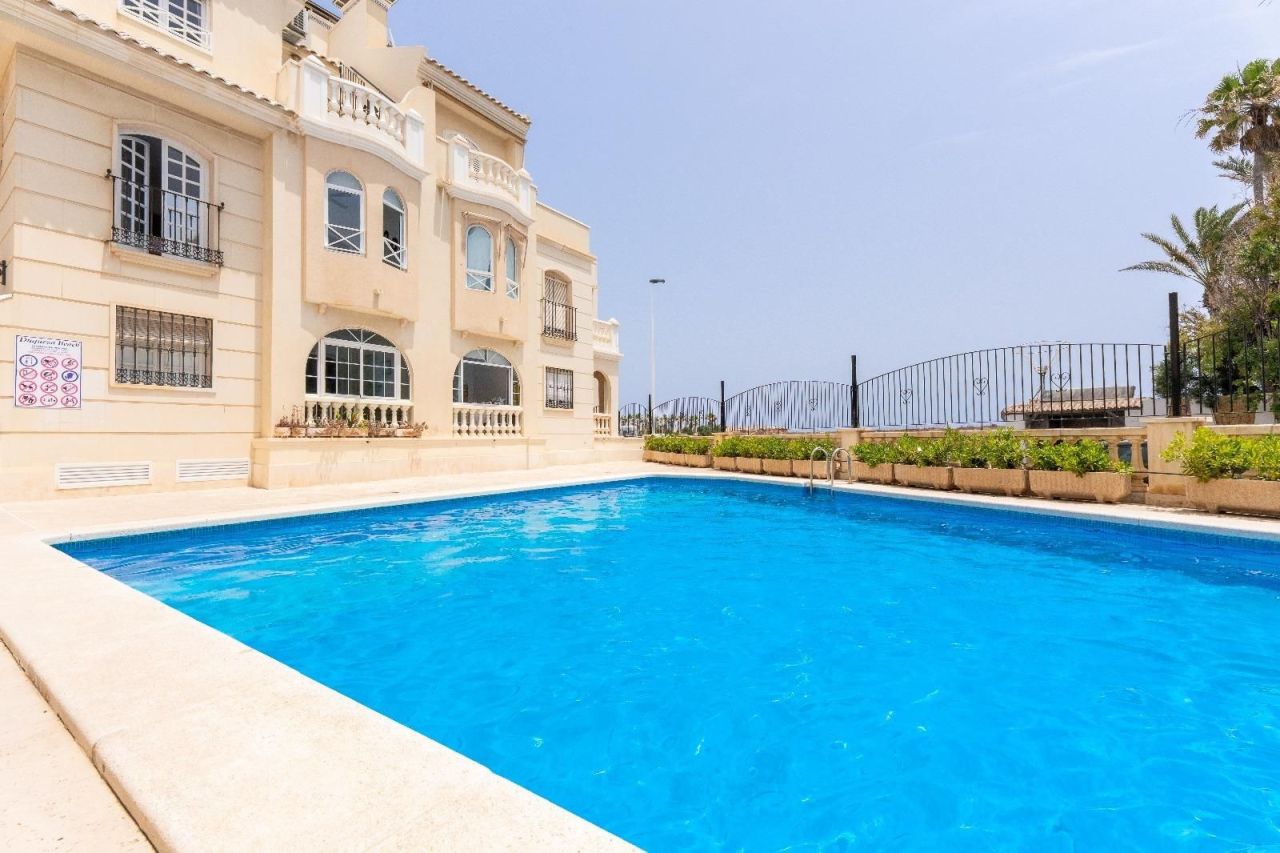 Apartment on Costa Blanca, Spain, 75 m² - picture 1