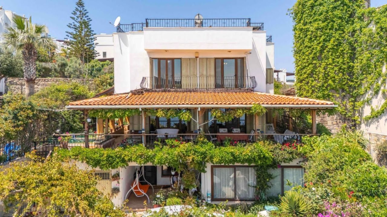 Villa a Bodrum, Turchia, 500 m² - foto 1