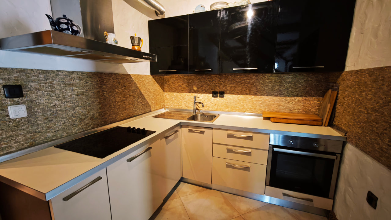 Townhouse a Bigova, Montenegro, 91 m² - foto 4