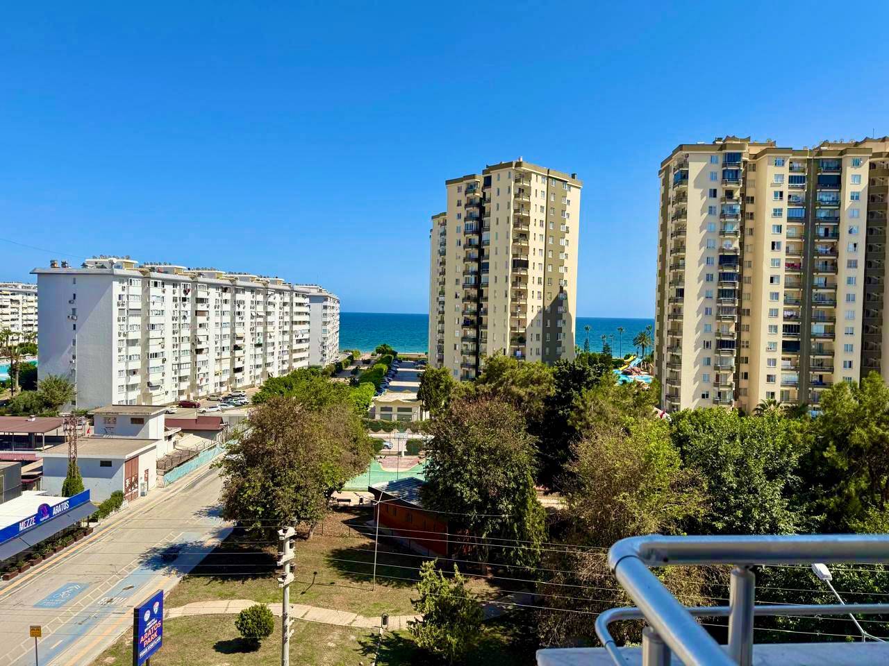 Appartement à Mersin, Turquie, 160 m² - image 1
