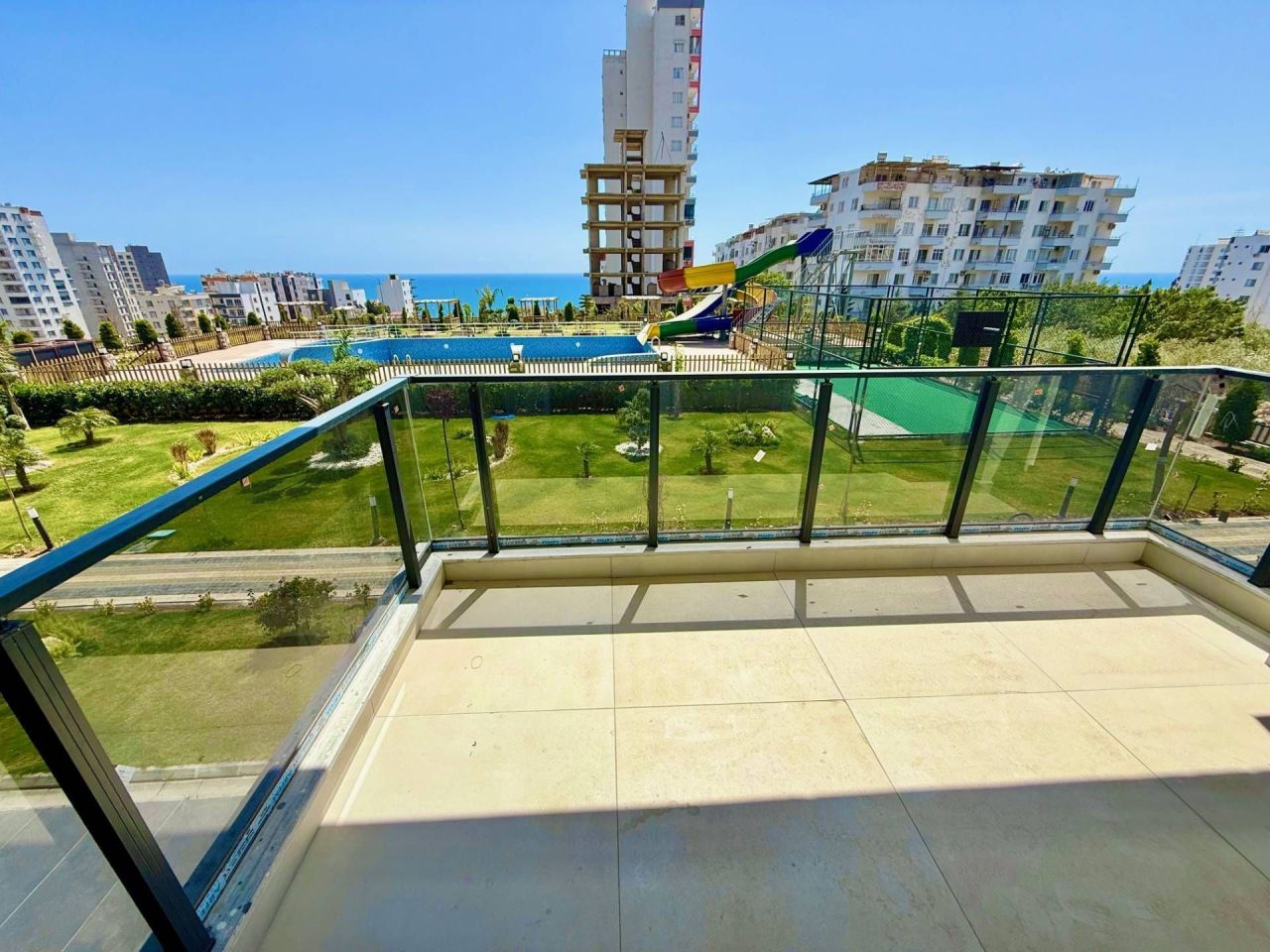 Piso en Mersin, Turquia, 130 m² - imagen 2