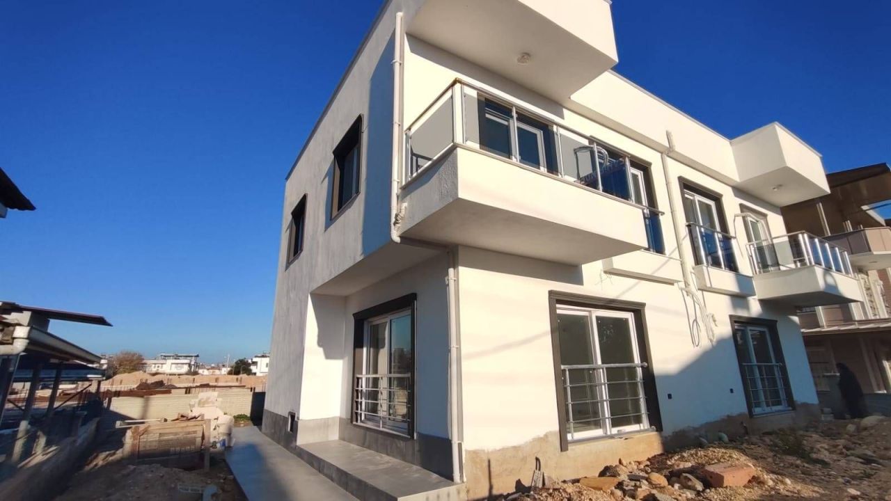 Villa à Mersin, Turquie, 150 m² - image 2