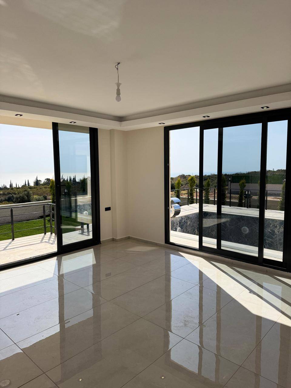 Villa en Mersin, Turquia, 360 m² - imagen 3