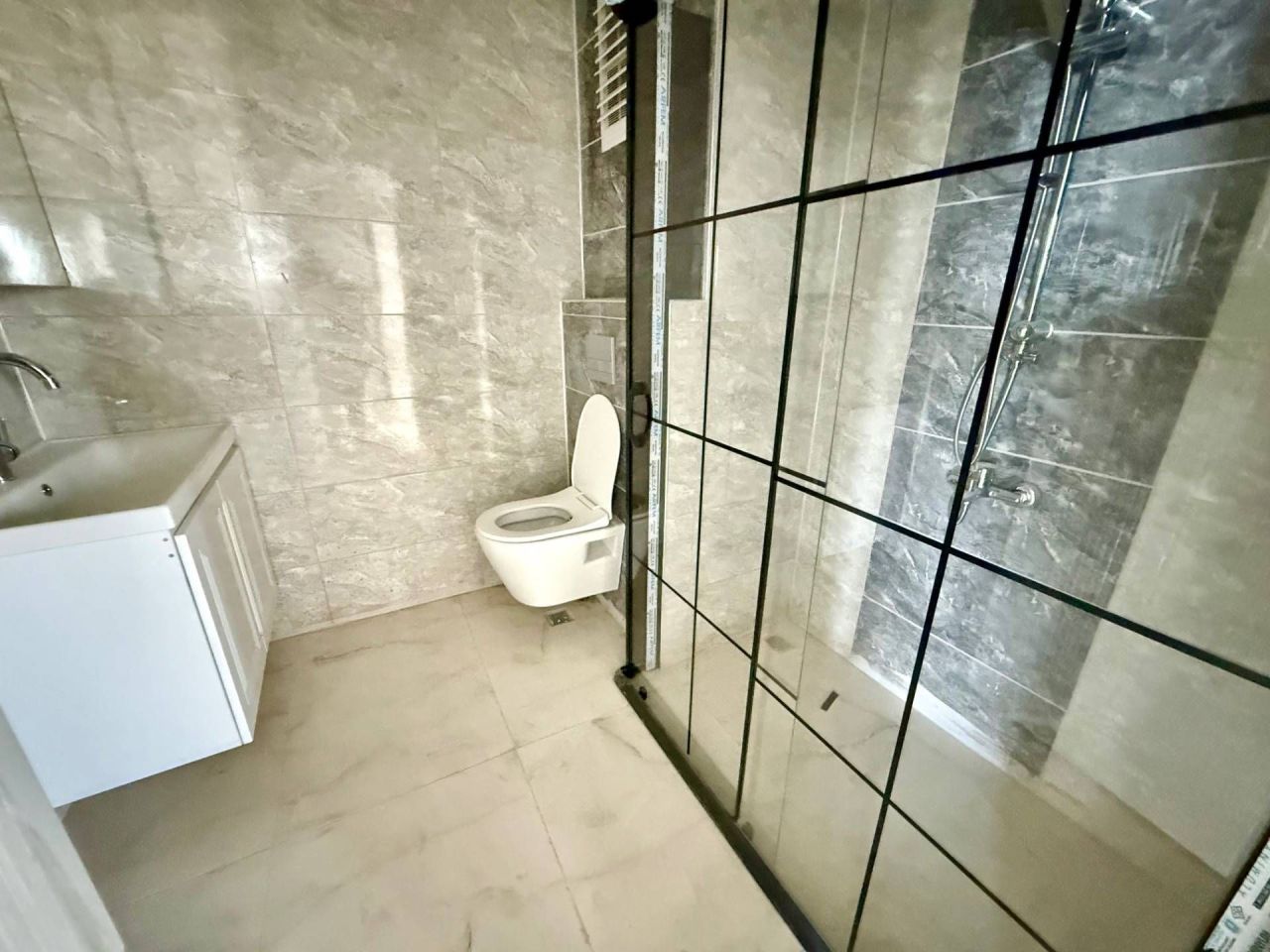 Piso en Mersin, Turquia, 195 m² - imagen 7