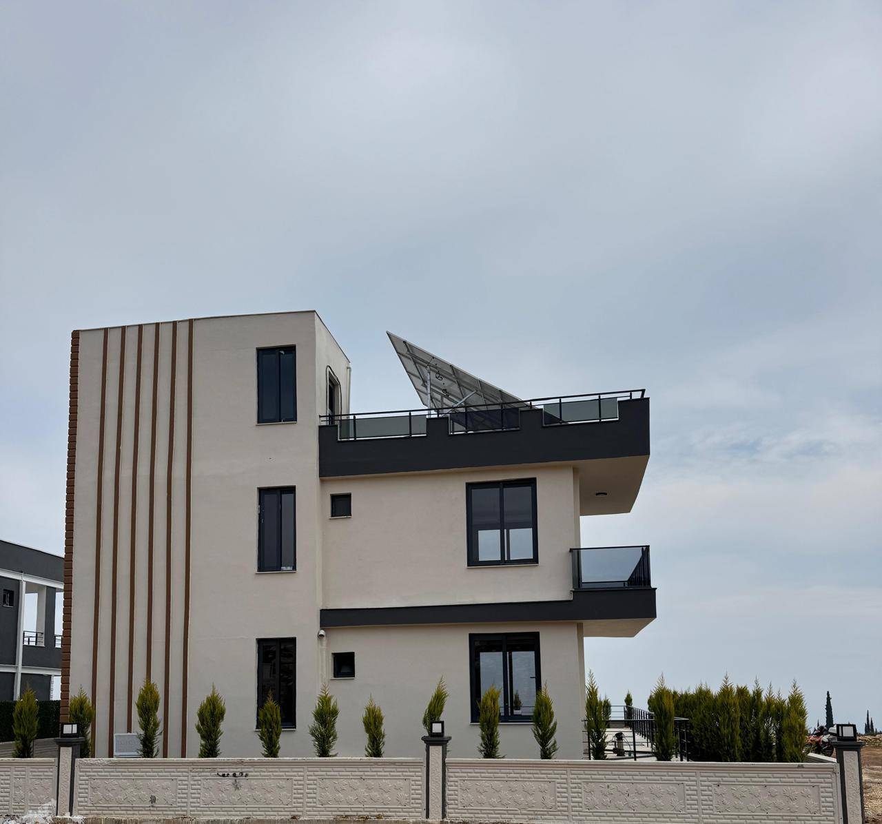 Villa en Mersin, Turquia, 360 m² - imagen 9