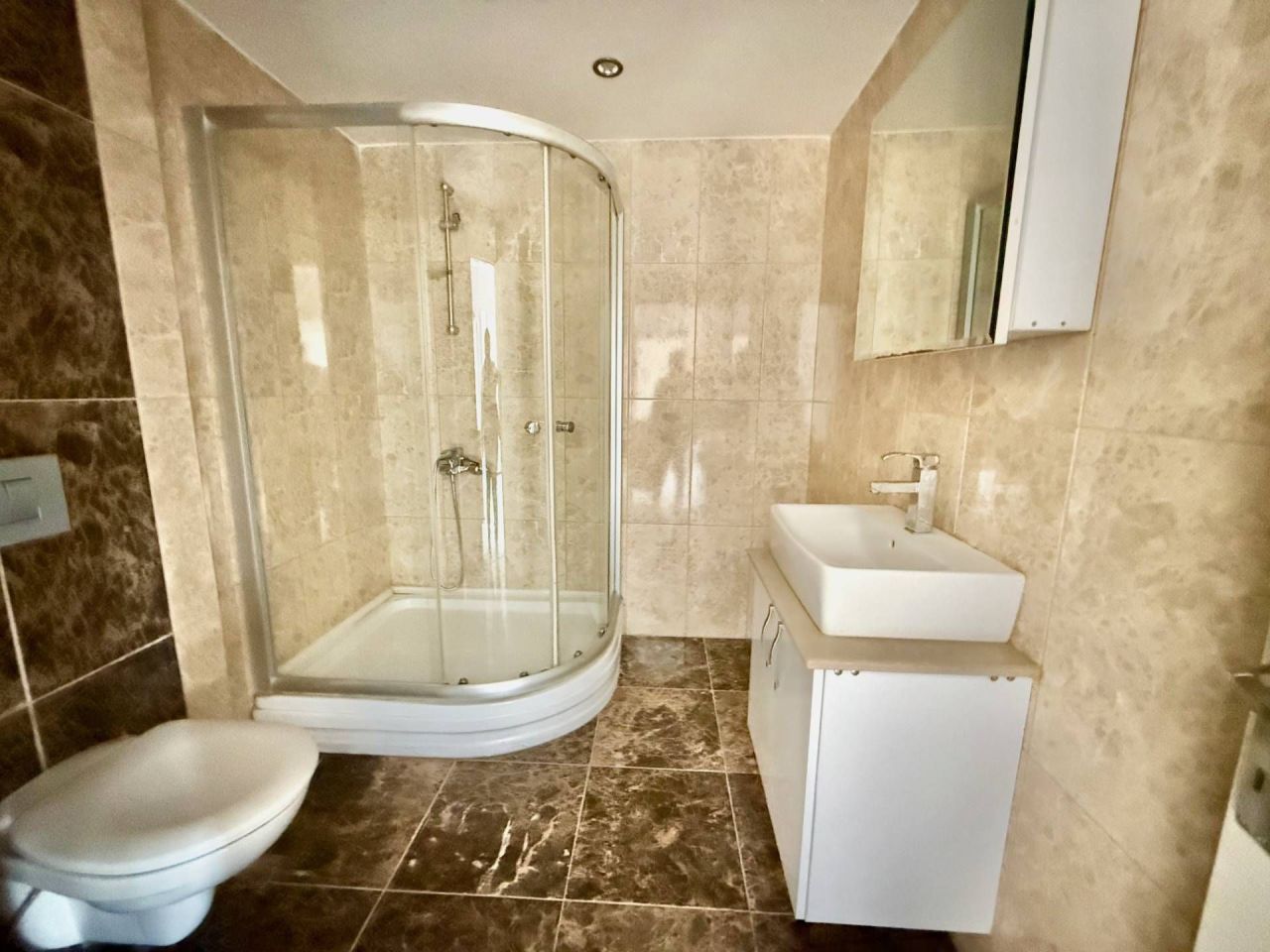 Flat in Mersin, Turkey, 135 m² - picture 14