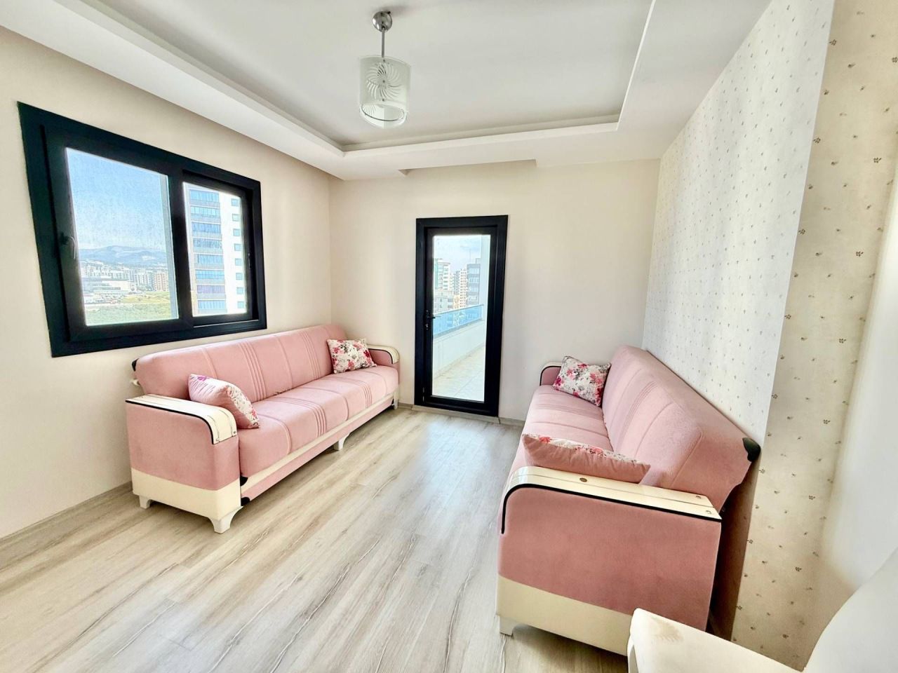 Flat in Mersin, Turkey, 220 m² - picture 15