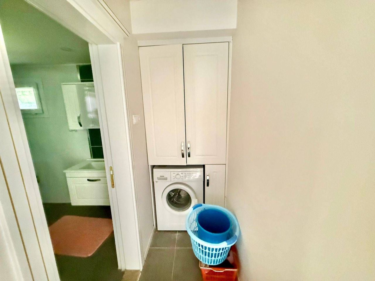 Villa en Mersin, Turquia, 250 m² - imagen 17