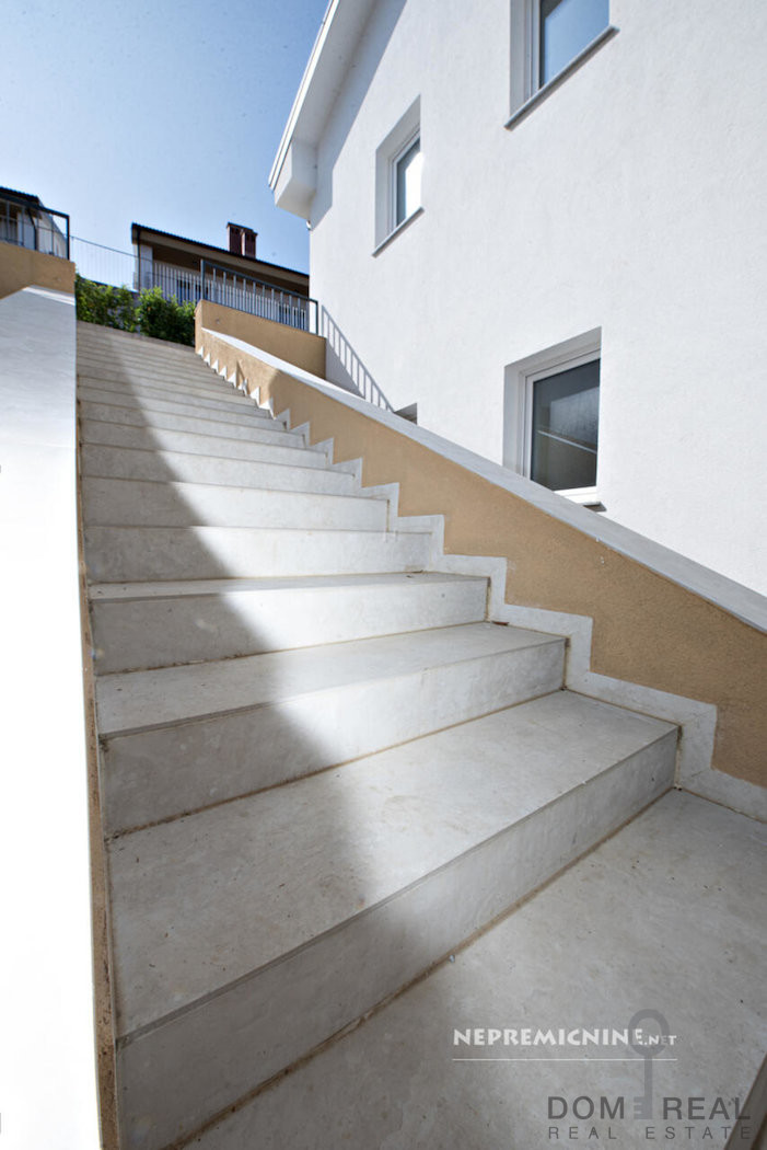 Flat in Izola, Slovenia, 130 m² - picture 9