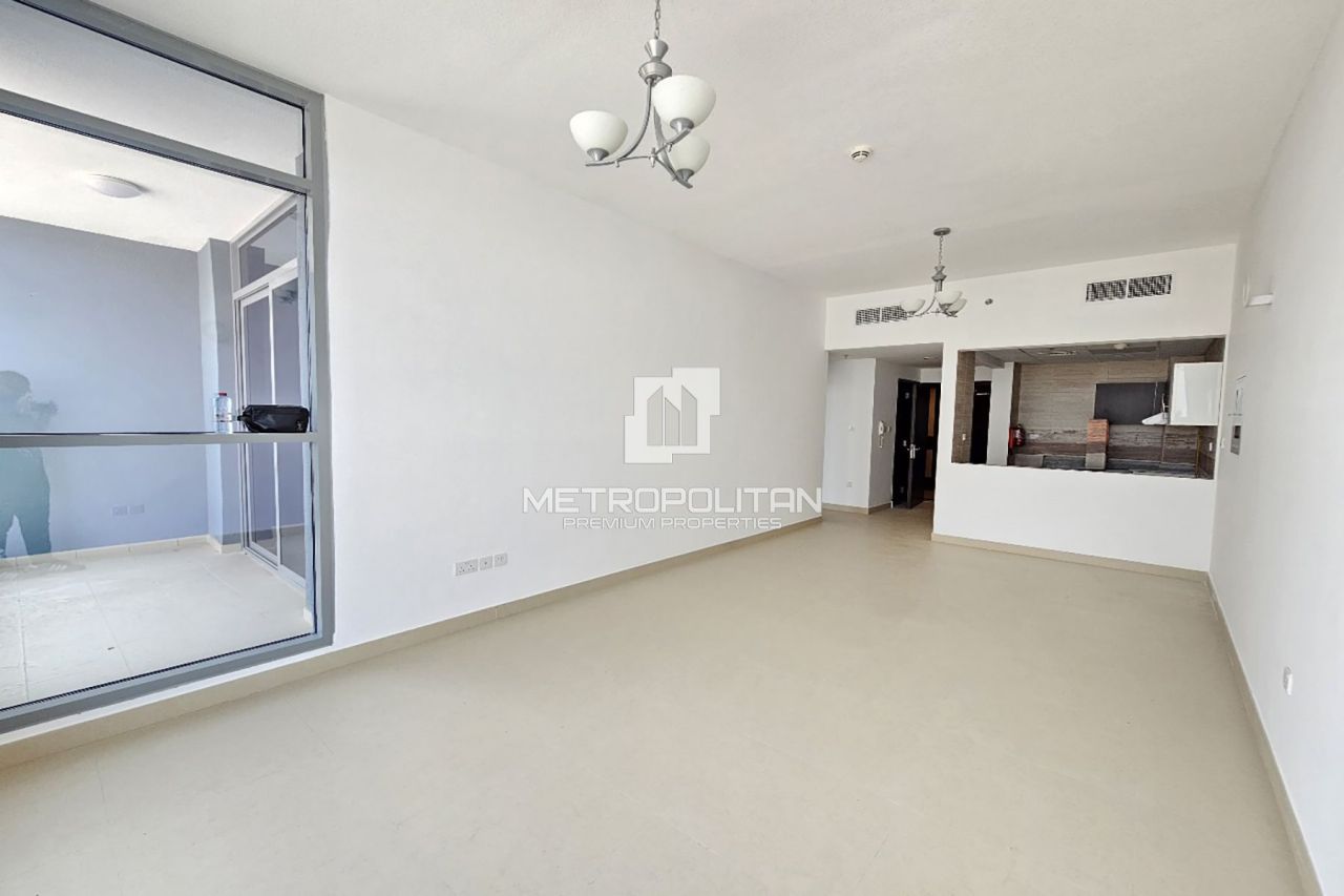 Apartment in Dubai, UAE, 80 m² - picture 1
